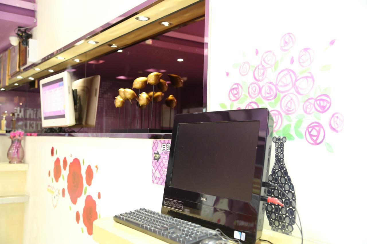 V8 Hotel Xicun Subway Branch 広州 エクステリア 写真