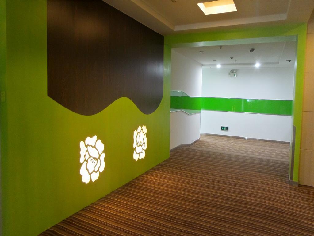 V8 Hotel Xicun Subway Branch 広州 エクステリア 写真